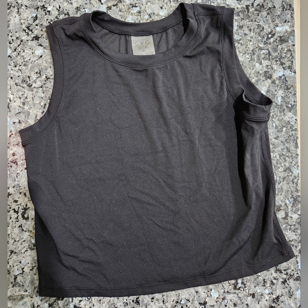 CVG Medium Fitted Crop Top Black